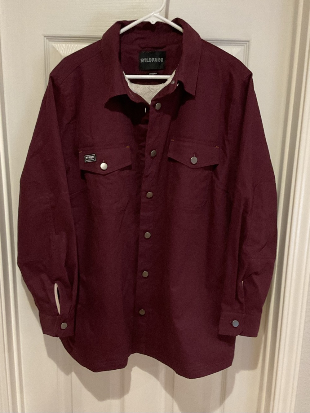 Wildfang women’s the essential Sherpa lined shacket plus 1x burgundy button